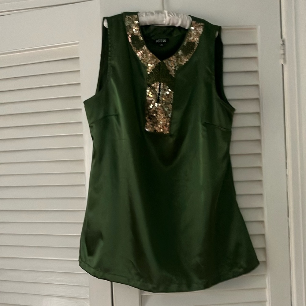 Apt 9 Green Satin Sequin Top